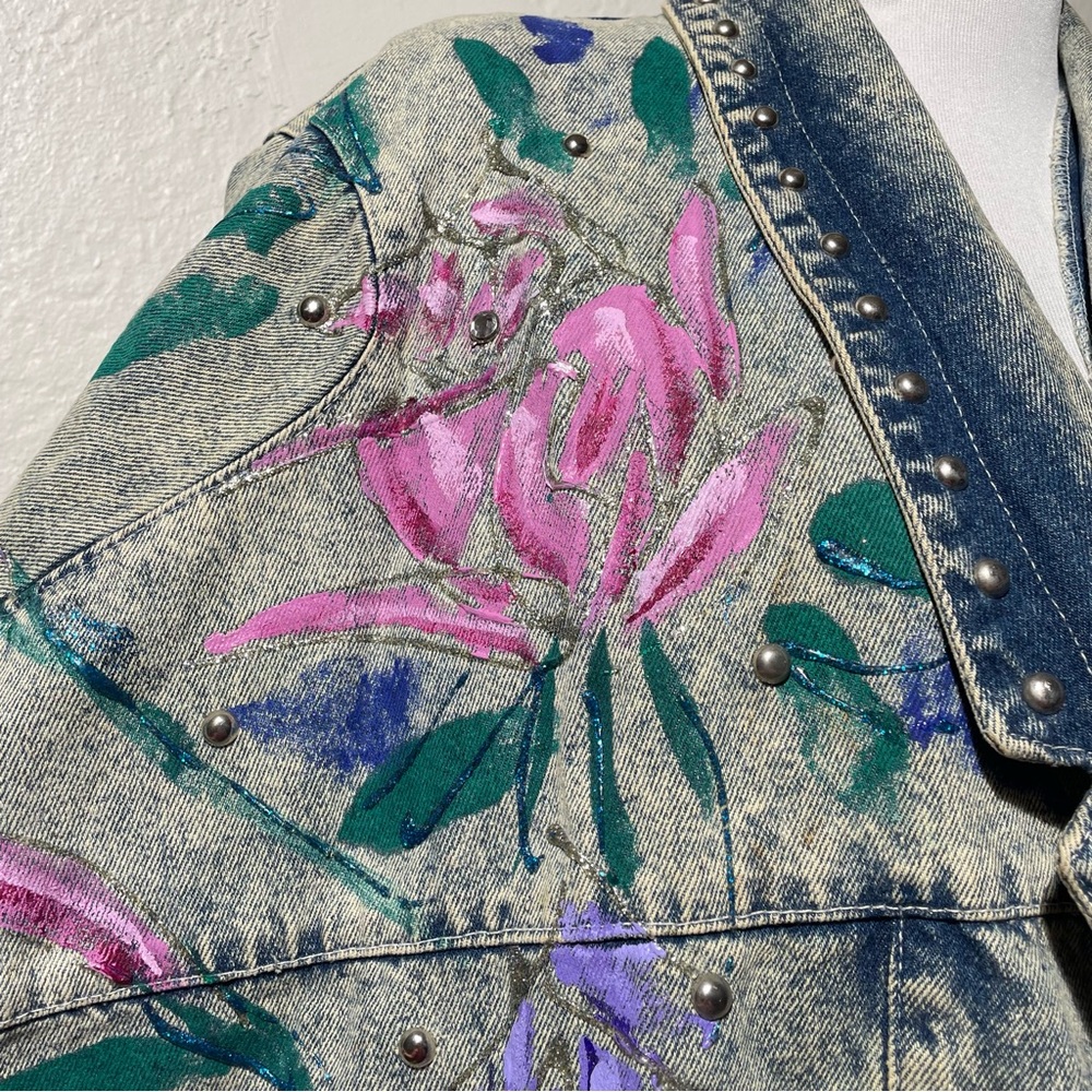 Vtg Oversized acid washed Denim Jacket Hand Painted purpleFloral Studded Artwear - Picture 7 of 12
